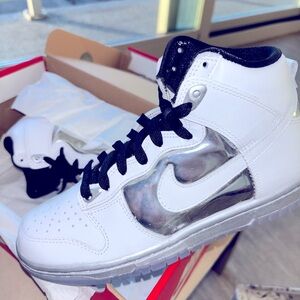 Nike Dunk High SE Chrome size 5.5 for women Size 4 for Men